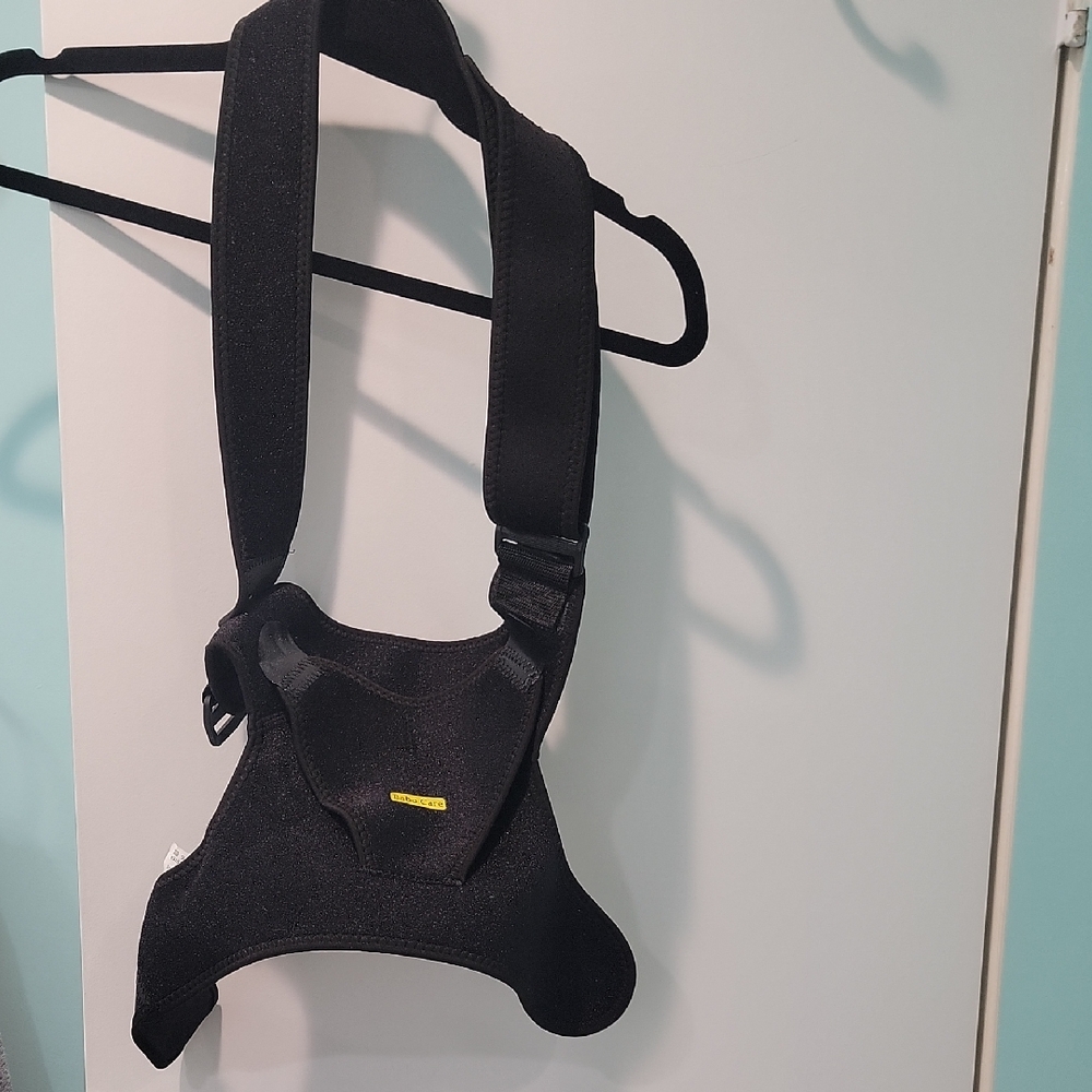 Black Shoulder Support Harness